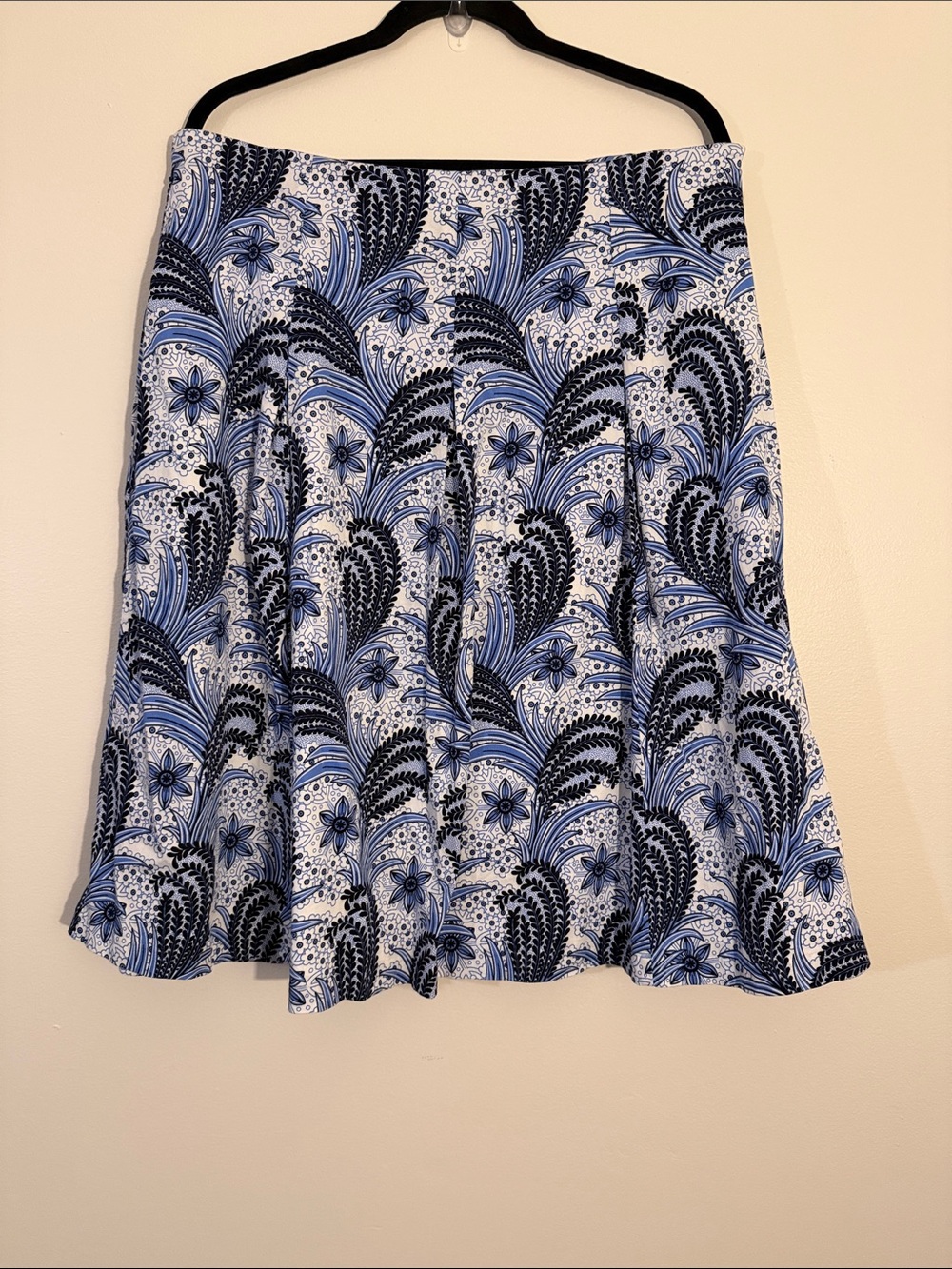 Blue & White Floral A-Line Pleated Women’s Skirt